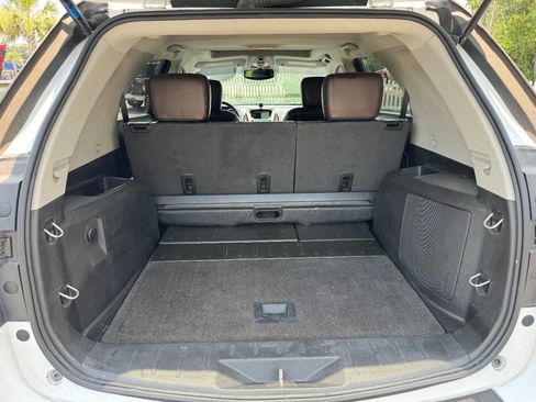 Used 2010 Chevrolet Equinox LTZ FWD image 12