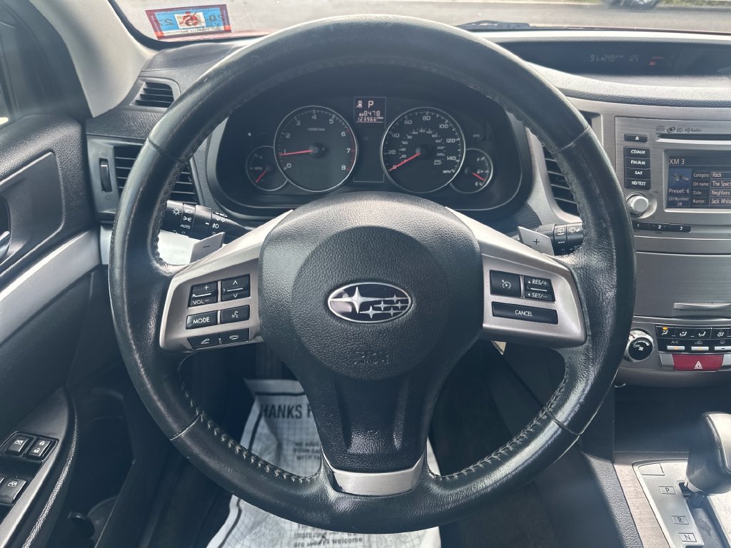 Used 2014 Subaru Outback 2.5i Premium AWD/4WD image 28
