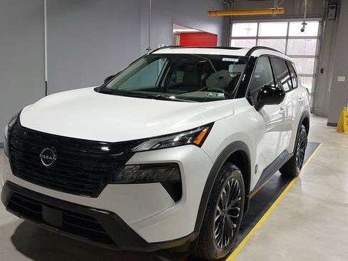 New 2026 Nissan Rogue SV AWD/4WD image 17