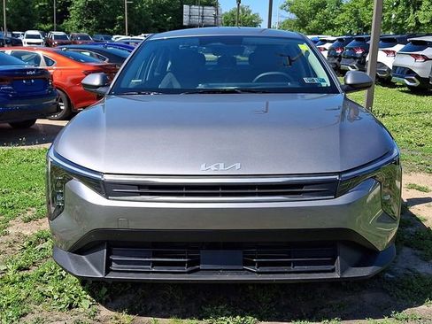 Certified 2025 Kia K4 FWD image 2