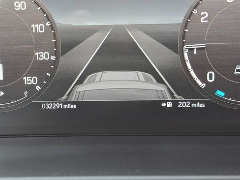 Used 2024 Land Rover Defender 110 S AWD/4WD image 5