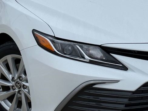 Used 2023 Toyota Camry LE FWD image 6