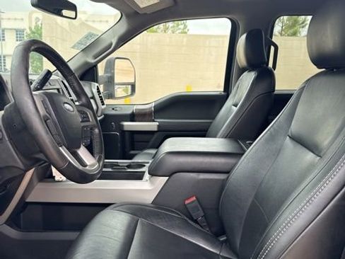 Used 2019 Ford F250 Lariat AWD/4WD image 8