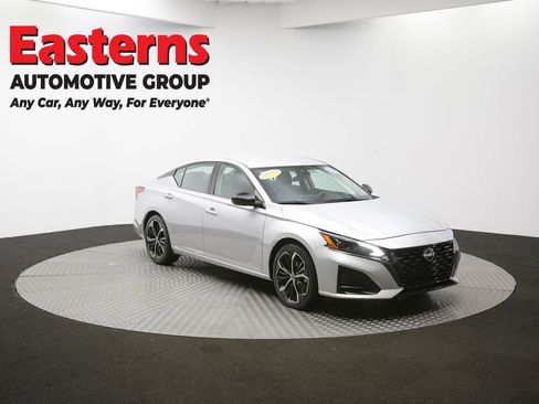 Used 2024 Nissan Altima 2.5 SR image 48