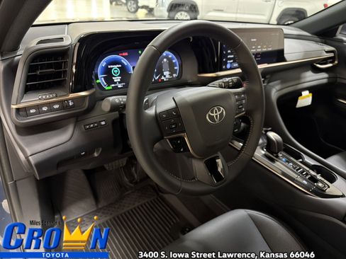 New 2025 Toyota Crown Signia AWD/4WD image 15
