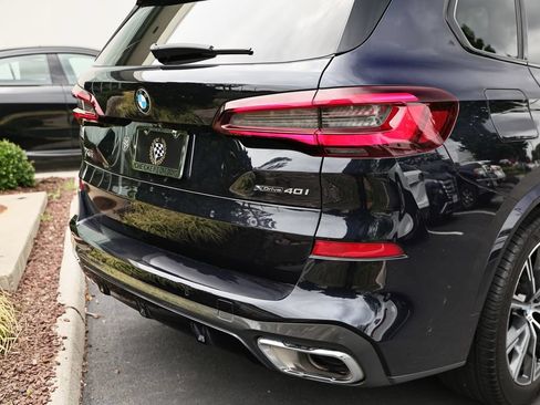 Used 2023 BMW X5 xDrive40i w/ M Sport Package AWD/4WD image 9