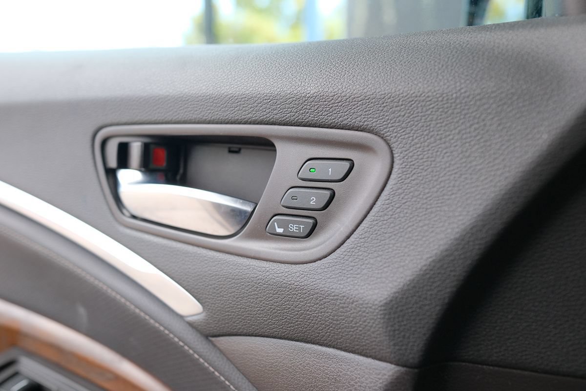 Used 2019 Acura MDX w/ Technology Package FWD image 10