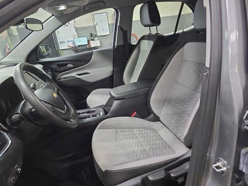 Used 2024 Chevrolet Equinox LS w/ Driver Confidence II Package AWD/4WD image 16