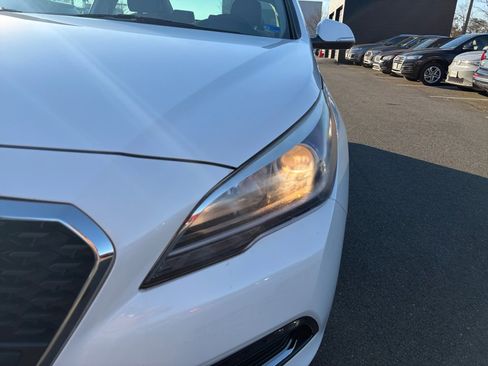 Used 2016 Hyundai Sonata SE image 29