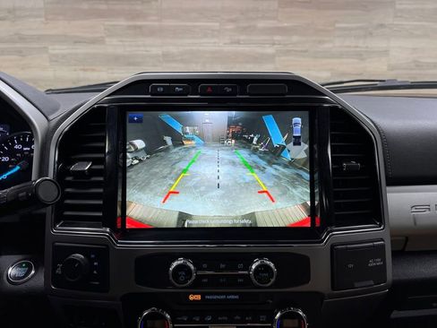 Used 2022 Ford F350 Lariat w/ Lariat Ultimate Package image 14