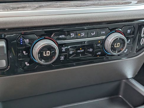 New 2026 Chevrolet Silverado 1500 LTZ w/ LTZ Premium Package AWD/4WD image 29
