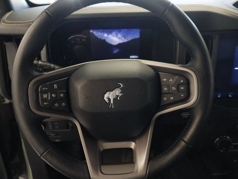 Used 2024 Ford Bronco Badlands AWD/4WD image 6