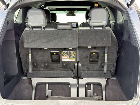 Certified 2022 Toyota Sienna XSE w/ XSE Plus Package FWD image 23