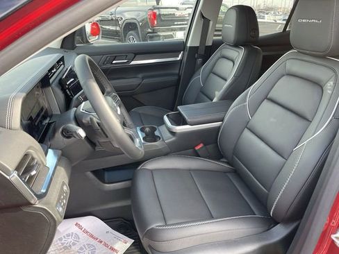 New 2026 GMC Terrain Denali w/ LPO, Black Badging Package image 11