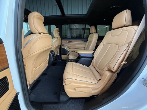 Used 2023 Jeep Grand Cherokee L Summit image 53