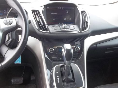 Used 2017 GMC Canyon SLT w/ Driver Alert Package image 12