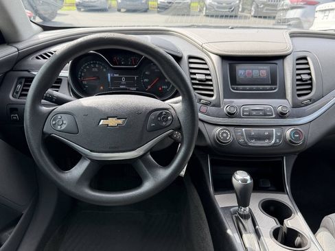 Used 2017 Chevrolet Impala LS FWD image 17