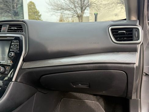 Used 2018 Nissan Maxima 3.5 SV image 28