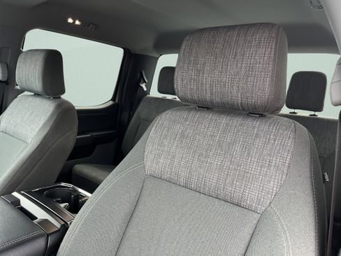 Used 2023 Ford F150 Lightning XLT image 13