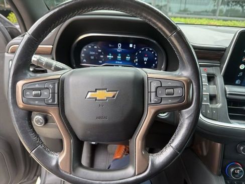 Used 2022 Chevrolet Tahoe High Country RWD image 6