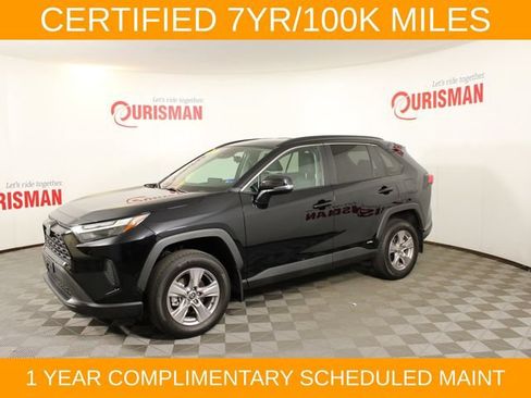Used 2025 Toyota RAV4 XLE AWD/4WD image 3