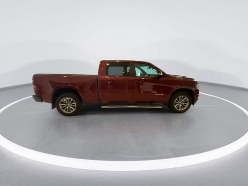 Used 2019 RAM 1500 Laramie w/ Sport Appearance Package AWD/4WD image 9