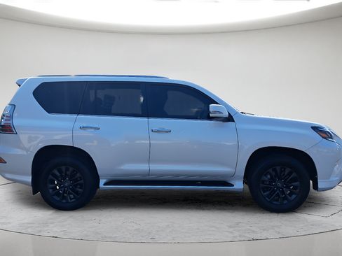 Used 2023 Lexus GX 460 Premium w/ Premium Package AWD/4WD image 18