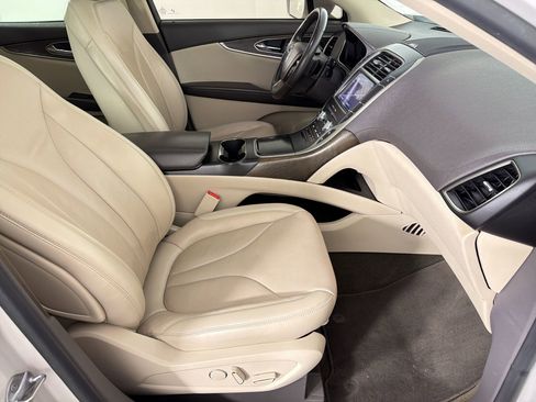 Used 2020 Lincoln Nautilus Reserve FWD image 30