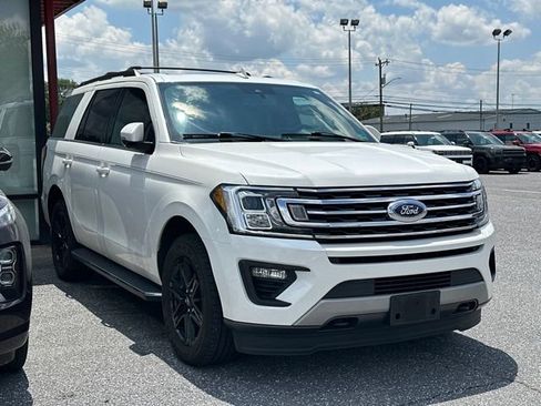 Used 2021 Ford Expedition XLT AWD/4WD image 3