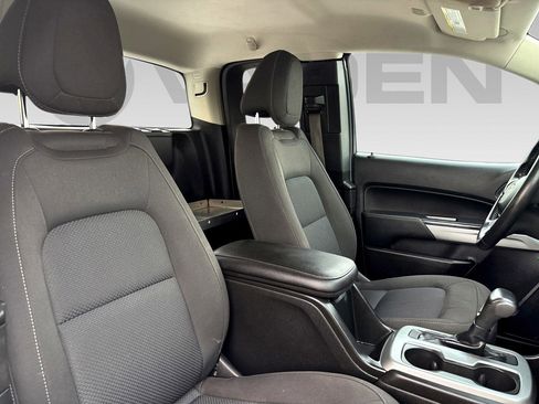 Used 2021 Chevrolet Colorado LT w/ Fleet Safety Package image 11