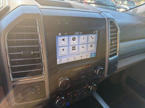 Used 2017 Ford F250 Lariat w/ Lariat Value Package image 12