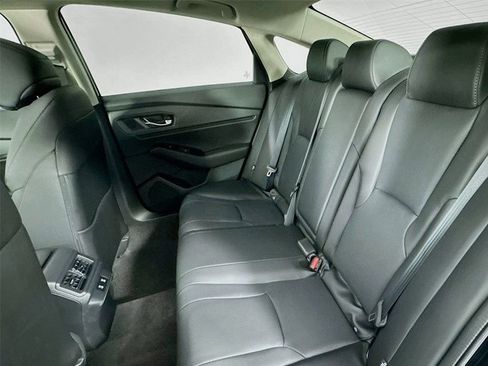 Used 2025 Honda Accord Touring image 38