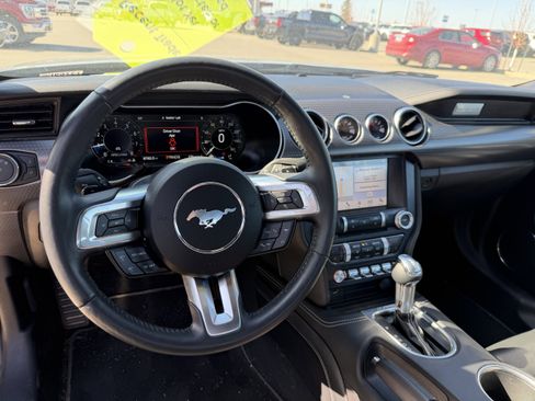 Used 2019 Ford Mustang GT Premium w/ GT Performance Package RWD image 5