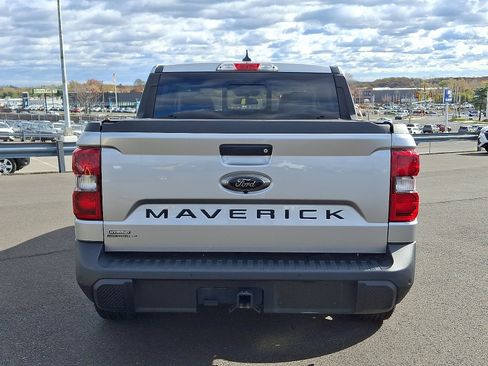 Used 2024 Ford Maverick Lariat w/ Black Appearance Package image 5