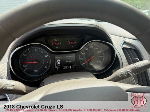 Used 2018 Chevrolet Cruze LS FWD image 25