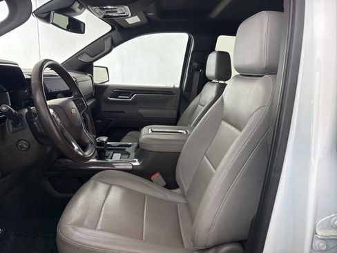 Used 2022 Chevrolet Silverado 1500 LTZ w/ LTZ Convenience Package II image 24