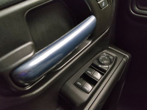 Used 2022 Chevrolet Silverado 1500 Custom RWD image 27