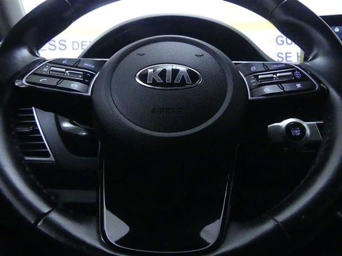 Used 2021 Kia Seltos SX w/ SX Sunroof Package image 17