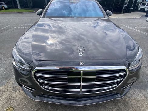 Used 2023 Mercedes-Benz S 500 4MATIC image 3