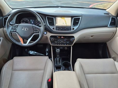 Used 2018 Hyundai Tucson Limited FWD image 16
