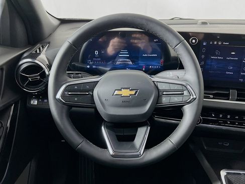 New 2026 Chevrolet Equinox LT w/ Safety and Technology Package image 11