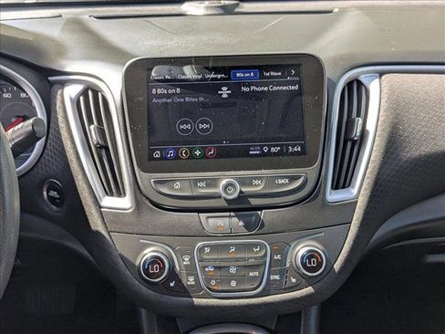 Used 2023 Chevrolet Malibu LT image 9