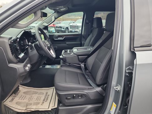 New 2026 GMC Sierra 1500 Elevation image 11