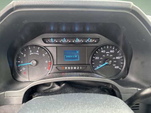 Used 2022 Ford F250 XL w/ Power Equipment Group image 12