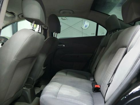 Used 2018 Chevrolet Sonic LT image 16