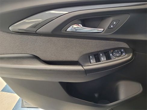 Used 2023 Chevrolet TrailBlazer LT w/ Convenience Package image 26