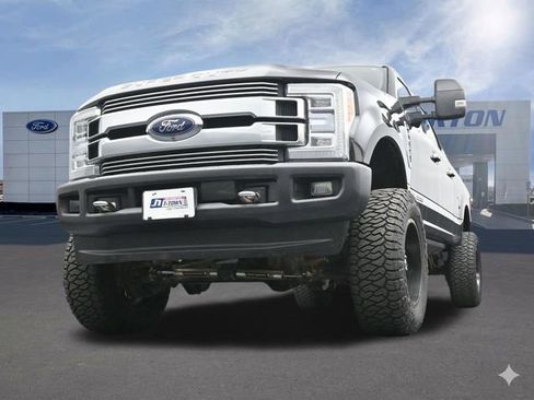 Used 2019 Ford F250 Limited AWD/4WD image 62