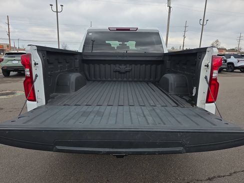 Used 2021 Chevrolet Silverado 1500 Custom w/ Rally Edition AWD/4WD image 13