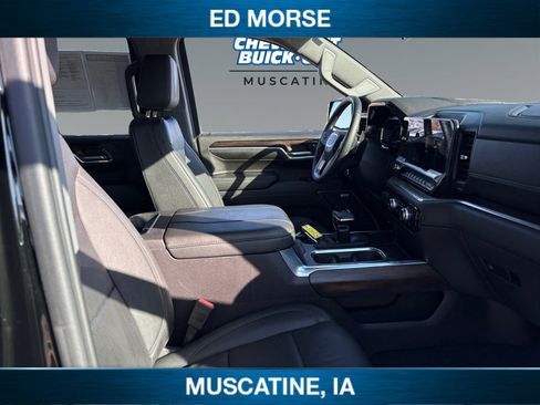 Used 2024 GMC Sierra 1500 SLT w/ SLT Premium Plus Package image 16