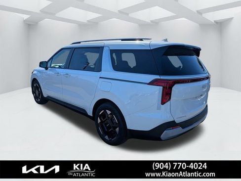 New 2026 Kia Carnival EX image 5